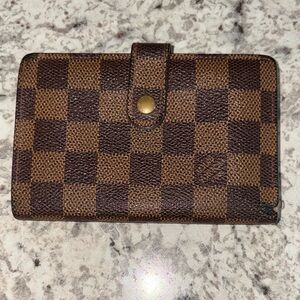 GUC Louis Vuitton Porte Monnaie Wallet with Kisslock and COA